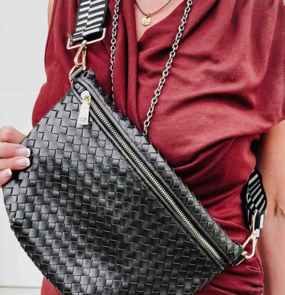 Woven Vegan Leather Crossbody Belt Bag – Black
